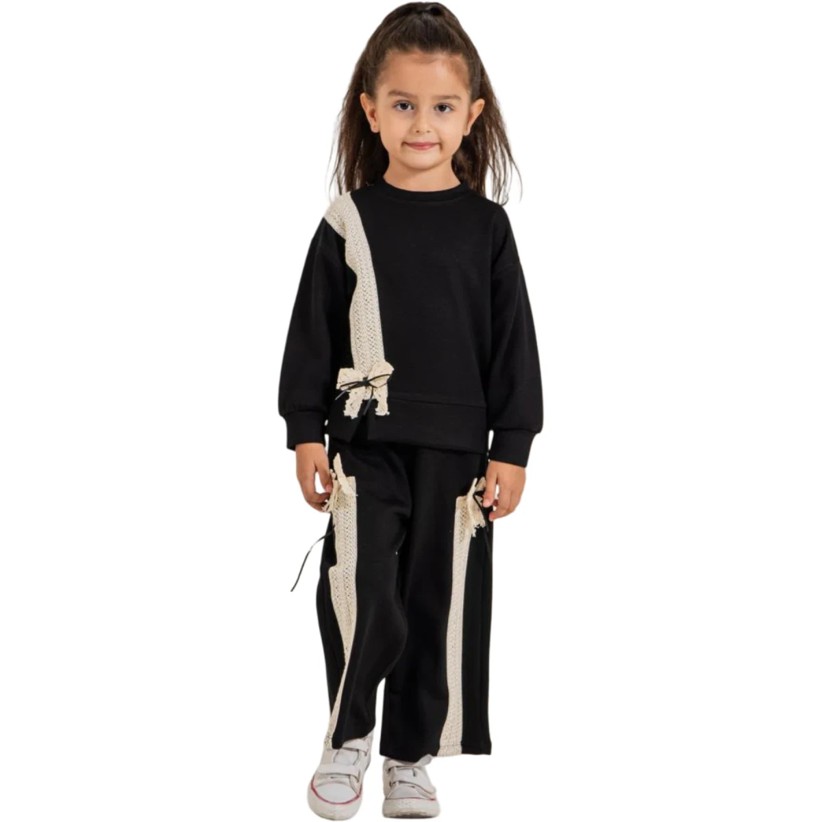 Embroidered Ribbon-Trimmed Set