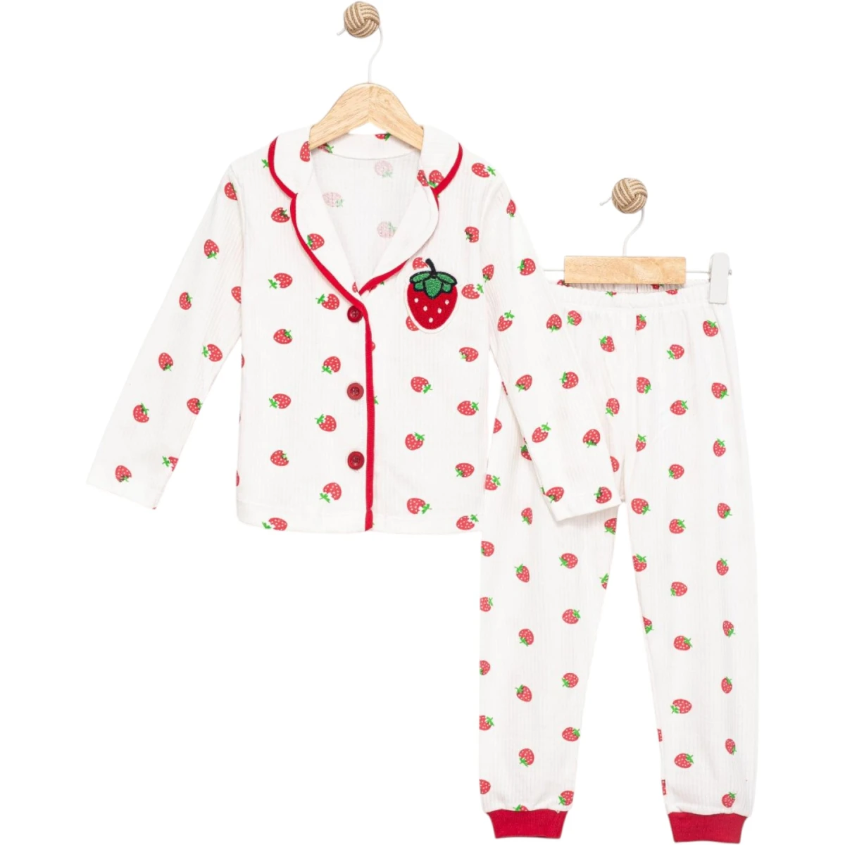 Çilekli Süzeneli Yakalı Pijama Takım