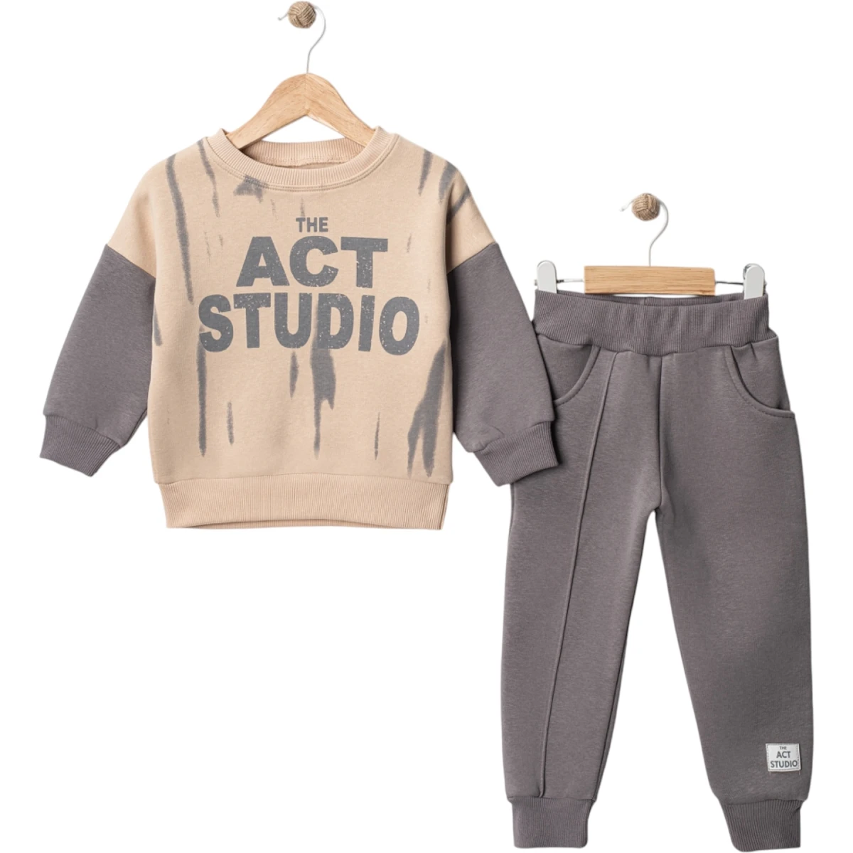 Two-Piece Set