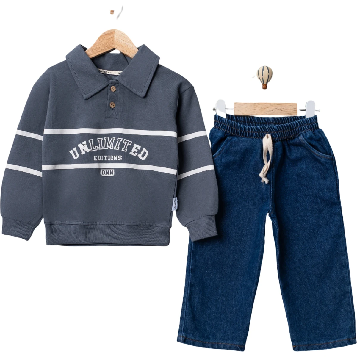Yakalı Baskılı Kot Pantolonlu Erkek Takım