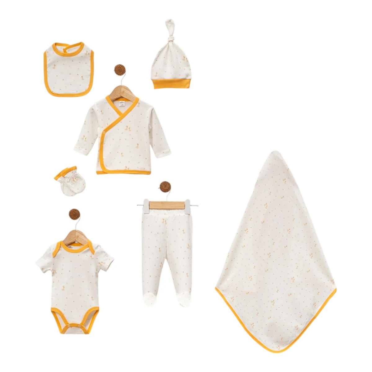 Giraffe Pattern Blanket 7-Piece Baby Bodysuit Set, 3 Months