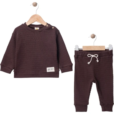 Crest-Embroidered Baby Set