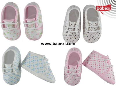 Asorti baby booties