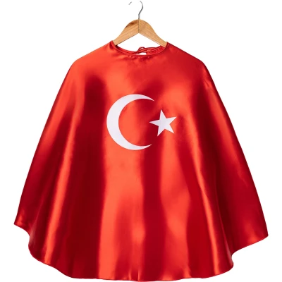 Bayraklı Pelerin