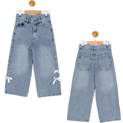 Paça Fiyonklu Kız Kot Pantolon