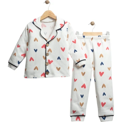 Renkli Kalp Baskılı Biyeli Pijama Takımı